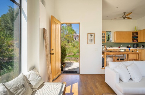 Sylvia Park Cottage | Exquisite Canyon Hideaway