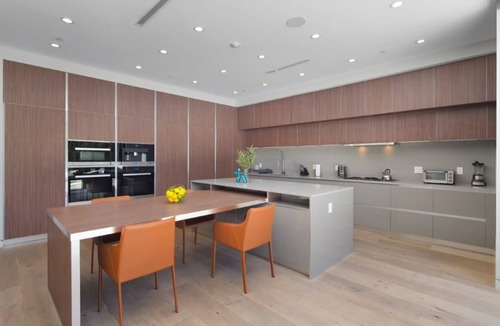 Beverly Grove House | Exquisite Luxury Retreat in WeHo