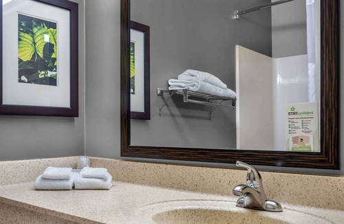 North Chesterfield Hotel | Extended Stay America Suites North Chesterfield Arboretum