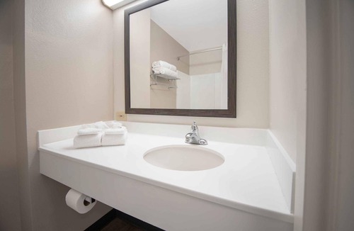 Southwood Hotel | Extended Stay America Suites Los Angeles Torrance Del Amo Ci