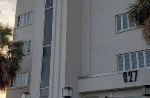 Greater Belhaven Apartment | FAB Studio Near Capitol, Hospitals, & Fair Grounds