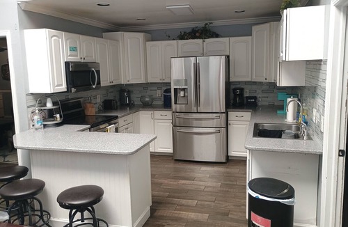 Oklahoma City House | Fabulous 3-bedroom house with hot tub and pool table
