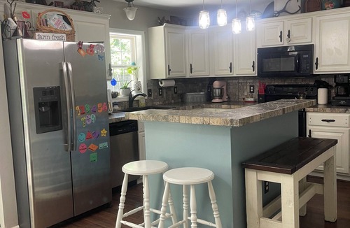Rock Hill House | Fabulous 4-bedroom farmhouse located in charming Rock Hill-3 minutes from I-77!