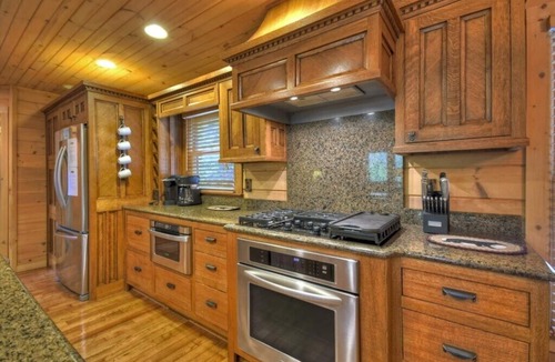 Epworth Cabin | Fade Away on Fightingtown | Hot Tub | Creekside | Pool Table