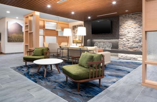 Austinburg Hotel | Fairfield by Marriott Inn & Suites Ashtabula