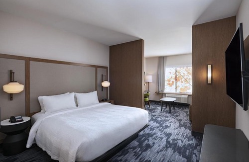 Waller Hotel | Fairfield by Marriott Inn & Suites Waller