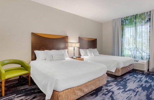 Conroe Hotel | Fairfield Inn & Suites by Marriott Houston Conroe