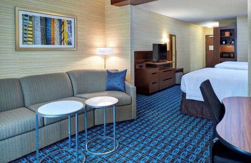 Troy Hotel | Fairfield Inn & Suites by Marriott Detroit Troy