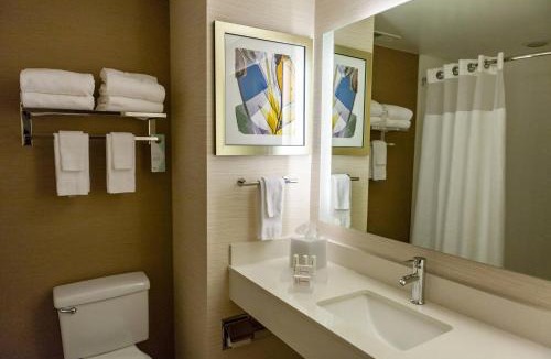 Rockingham Hotel | Fairfield Inn & Suites by Marriott - Rockingham, NC