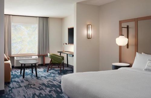 Kinston Hotel | Fairfield Inn & Suites Kinston