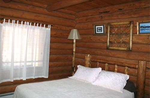 Fairmont Cabin | Fairmont Chalets Montana 4