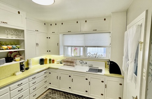 Caldwell House | “Fairview Haven,” built in 1937 is a very cozy space.