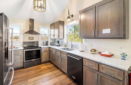 Keene House | Fairwood Cottage- Peaceful Charlottesville Getaway