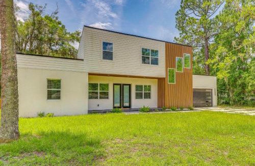 Northside House | Families w/Pets! Jacksonville Home 18 Mi to Beach