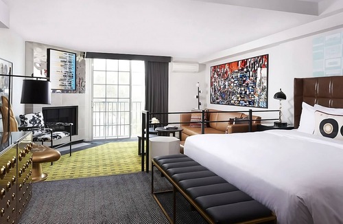 Norma Triangle Hotel | Family 2-Unit Getaway Near Dining, Pool & Leisure Facilities