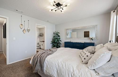 Southwest Ada County Alliance House | Family Friendly- Games- 4 Bdroom- Walk To Park