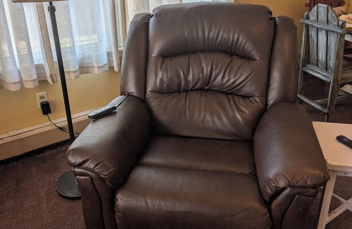 East Helena Apartment | Family Friendly Grama House