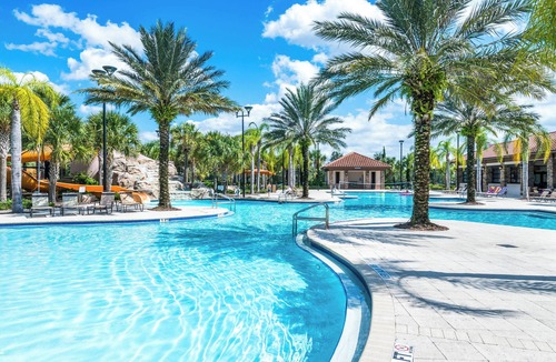 Loughman House | Family-friendly home with private pool, spa & resort lazy river/water slide