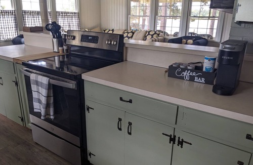Manning House | Family Friendly Lake Oasis