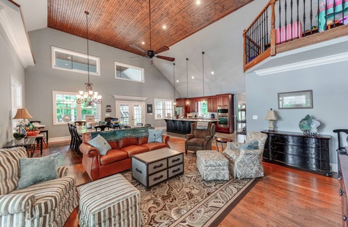 Clover House | Family-Friendly Lake Wylie House: 3BR Retreat Sleeps 12 for the Perfect Getaway