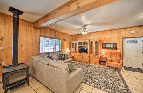 Sagle House | Family-Friendly Sagle Vacation Rental with Deck