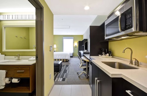 Rock Hill Hotel | Family-Friendly Unit Near Exciting Parks & Greenspaces | Close to Fun Spots