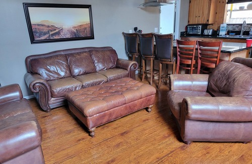 Serra Mesa House | Family Gatherings, Pool Table, Ping Pong, Hot Tub Fun!
