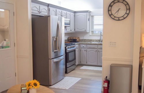 Frisco House | Family Haven Near Park: Clean, Central & Spacious