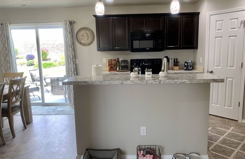 Star House | Family Home Great For Gatherings + Office
