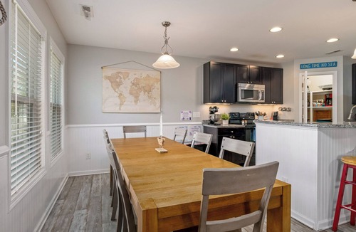 Tranquil Harbour House | Family oasis beach retreat in quiet woodlands