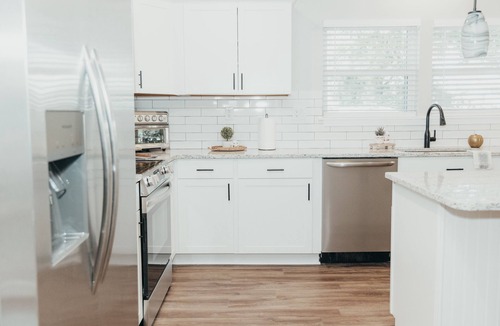Downtown Memphis House | Family & Pet-Friendly Retreat in Memphis: Near Top Attractions, Groups Welcome!