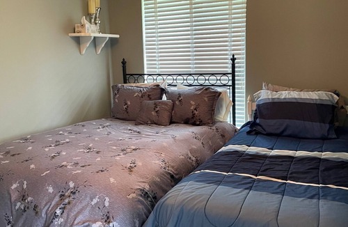 Avoca Condo | Family-sized Condo, 20 minutes to Indiana University & 5 minutes to Lake Monroe