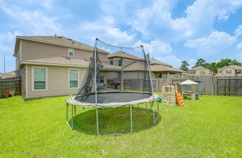 Houston House | Family Suburban Retreat! 20 Mi to Dtwn Houston