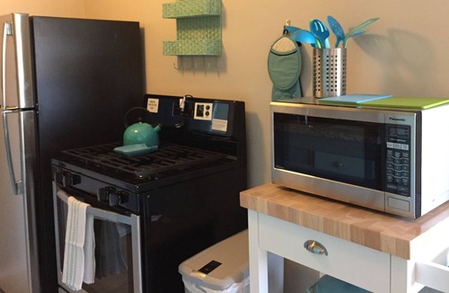 Palms Apartment | Fantastic Palms/ Culver/ Venice. 1 bedroom apartment.