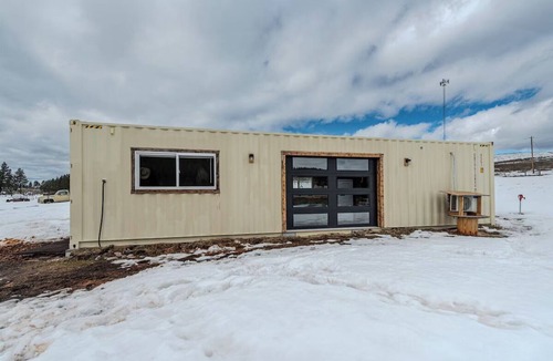 Ovando Apartment | Farm Stay, 1-bedroom custom built shipping container on the river.