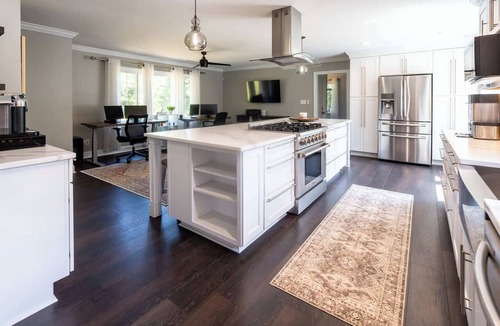Mint Hill Apartment | Farmhouse Retreat w/Fire Pit, Fireplace & Hot tub