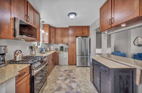 Mayfield Heights House | Fenced backyard - Pets OK - 3 Bd 3 Ba