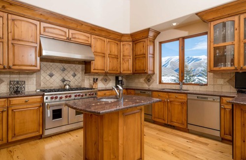 Highlands House | Festive Dates Available! Spacious Mountain Home with WIFI, Pool Table, and Panoramic Views