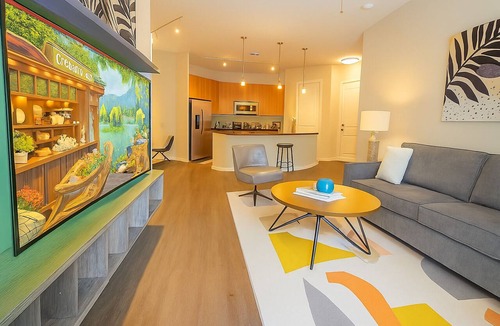 Houston Apartment | FIFA Fever Flats | 2BR Galleria Apartment Nr Mall