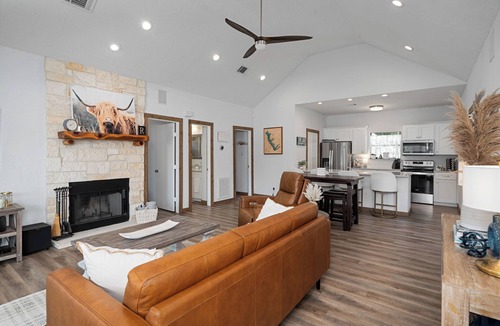 Leisure Land House | Fire Pit, Lake Views, Blackstone + Private Dock