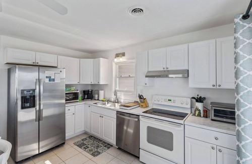 Sea Retreat House | Fire Pit, Pets! Fantastic Ocean Views, Pool, Crow's Nest, Decks, KH4411