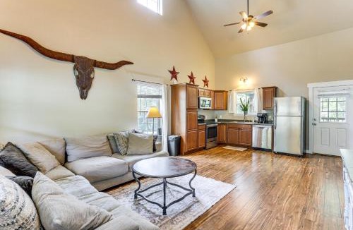 Brookeland House | Fire Pit & Yard! Rayburn Country Resort Escape