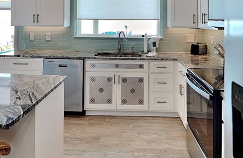 Palm Harbor House | Fisherman Luv, Bayfront Home with Night Fishing Light & Stunning Views