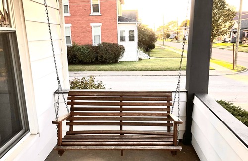 Ashtabula House | Fishing, Wineries, Beaches- Oh My! Near the Historic Ashtabula Harbor.
