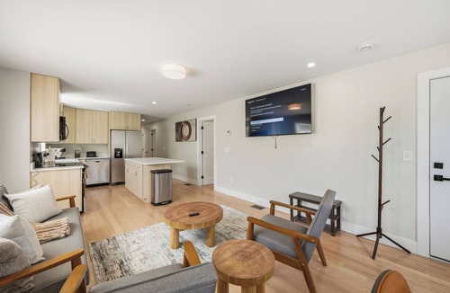 Wanskuck House | Five75 Lux Prov PC - Master Suite
