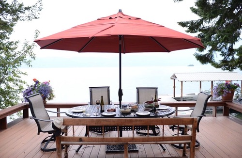 Lakeside House | Flathead lakefront Charming 3-bedroom house with deck overlooking two islands!