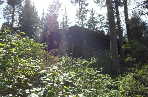 Angel Point Cabin | FLATHEAD 'On The Lake' Custom Log Cabin…. Reserve for your Montana Adventure!