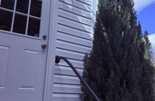 Winston - Salem House | Flexible 4 Bedroom Retreat-2-4BR, Spacious, Cozy Stay for any Getaway &Purpose