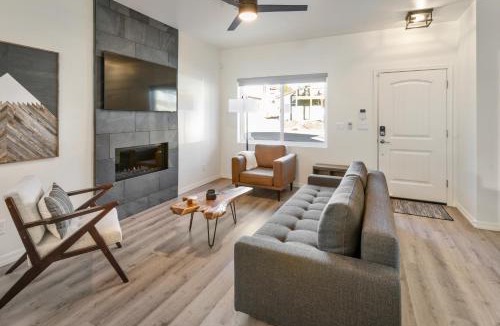 Flagstaff House | FLG Retreat - Modern Home with Mountain Views
