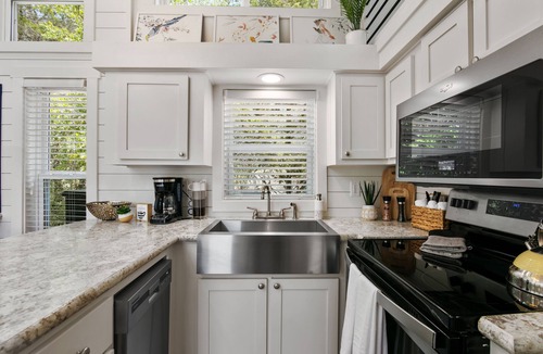 Spicewood Cottage | Flower Child Tiny Home at Lake Travis
